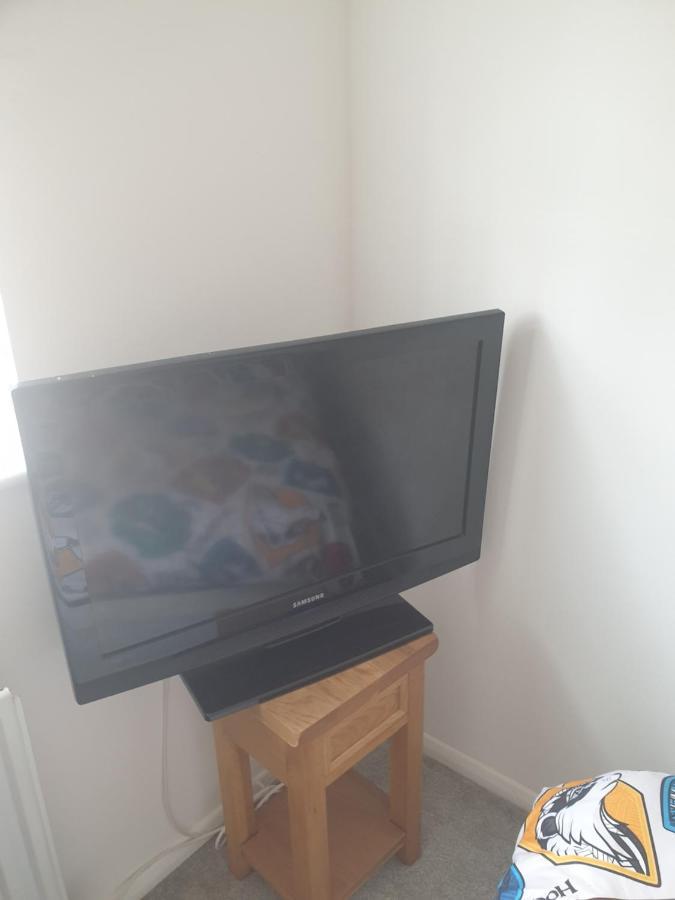 Harry Potter Theme Double Room In Shared House Watford  Exteriör bild